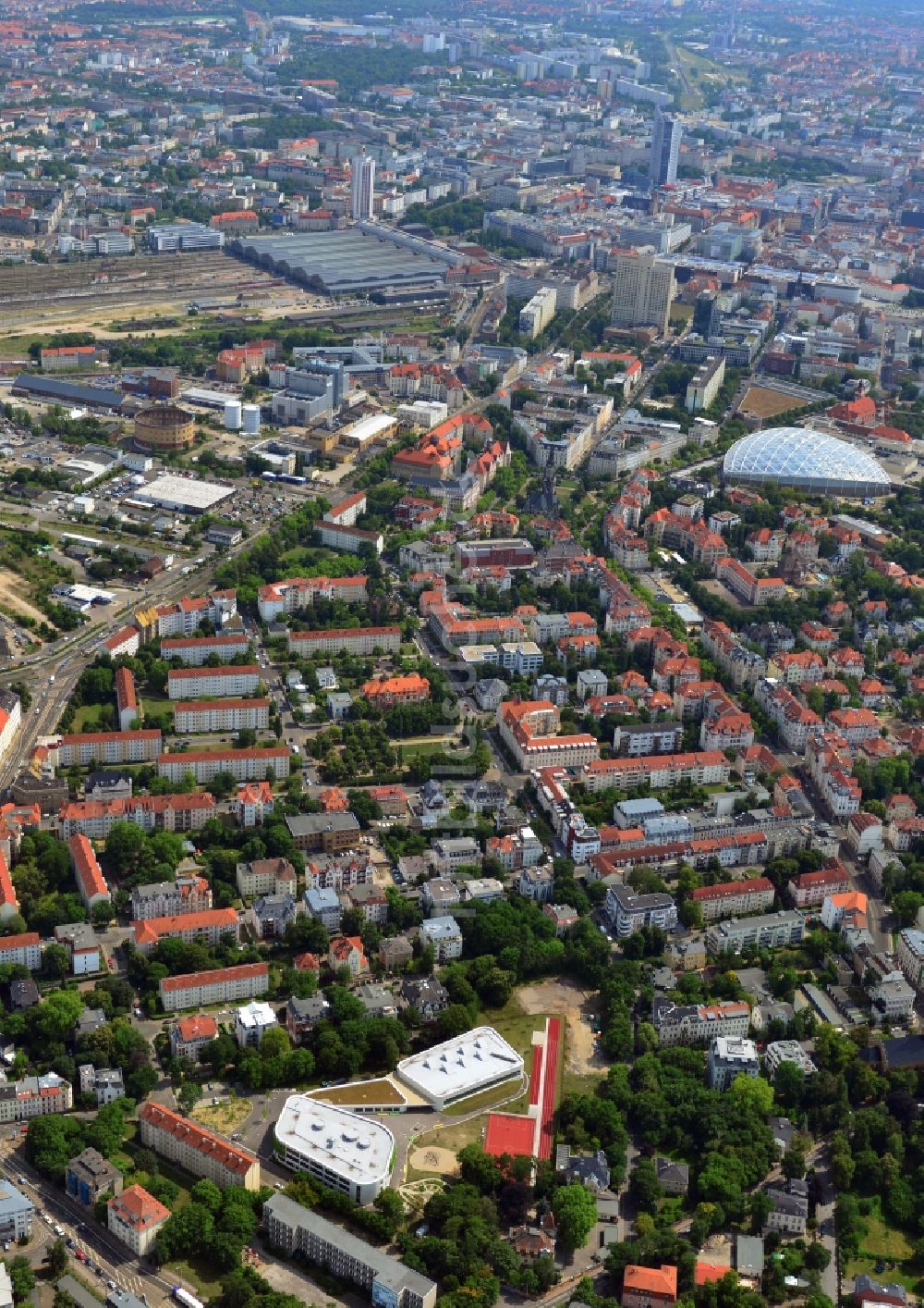 Luftaufnahme Leipzig - Neubau der Erich-Kästner-Schule an der Erfurter Straße in Leipzig im Bundesland Sachsen