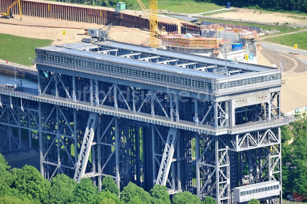 Niederfinow von oben - Neubau und Erweiterungsbaustelle am Schiffshebewerk Niederfinow