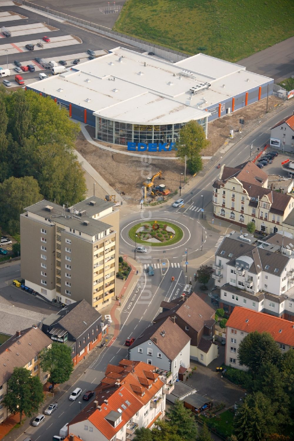 Castrop-Rauxel aus der Vogelperspektive: Neubau einer Filiale des Supermarktes Edeka in Castrop-Rauxel im Bundesland Nordrhein-Westfalen