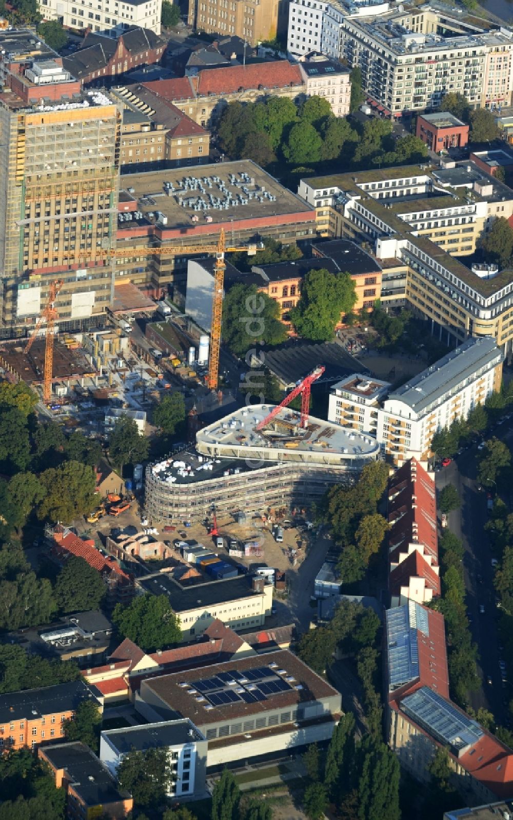 Luftbild Berlin Mitte - Neubau Forschungs- und Laborgebäude für Lebenswissenschaften im Ortsteil Mitte in Berlin