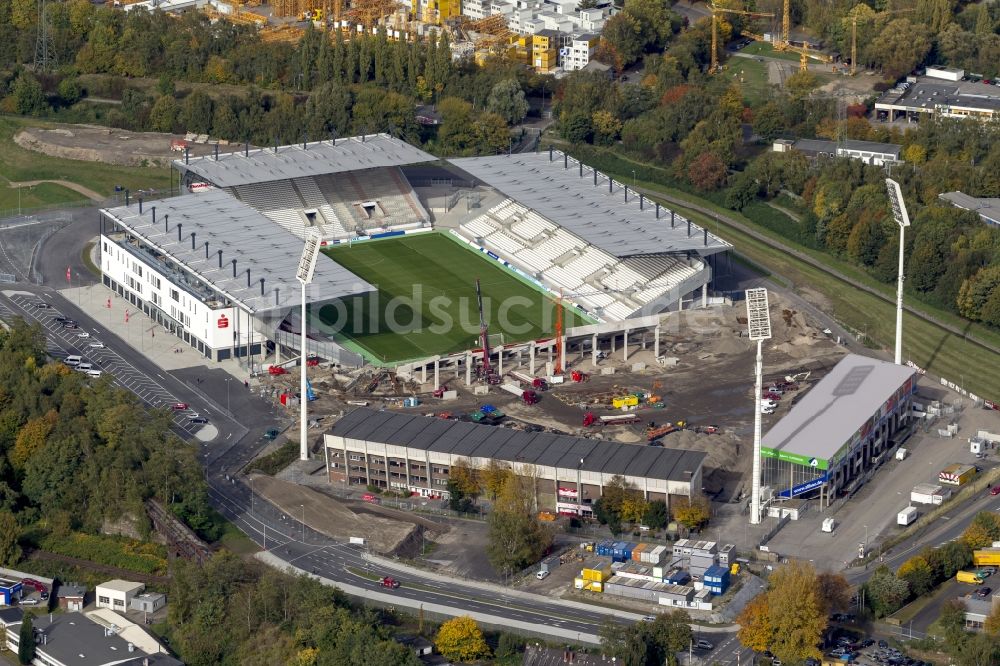 Luftaufnahme Essen - Neubau eines Fussbalstadions in der Hafenstraße in Essen im Bundesland Nordrhein-Westfalen