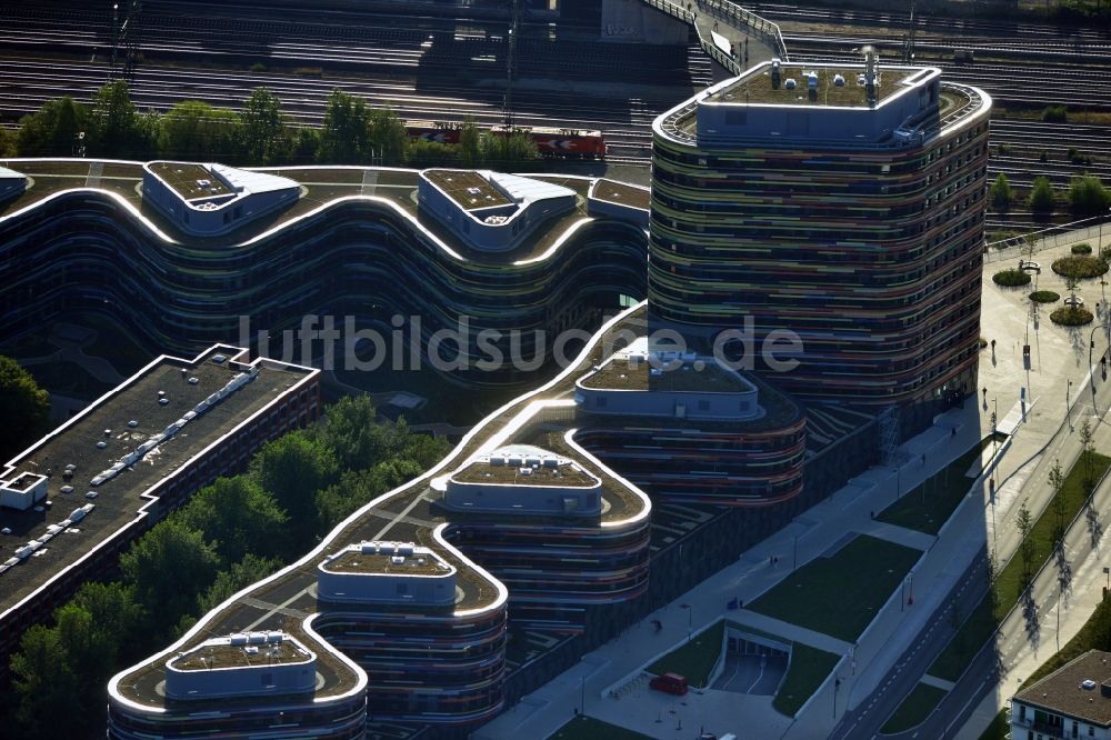 Luftaufnahme Hamburg - Neubau des Gebäude - Komplex der Behörde für Stadtentwicklung und Umwelt in Hamburg - Wilhelmsburg