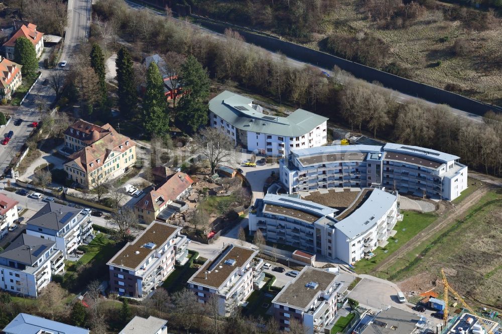 Luftbild Schopfheim - Neubau- Gebäude Wohnen am Eisweiher der Altersheim - Seniorenresidenz Haus Columban in Schopfheim im Bundesland Baden-Württemberg, Deutschland