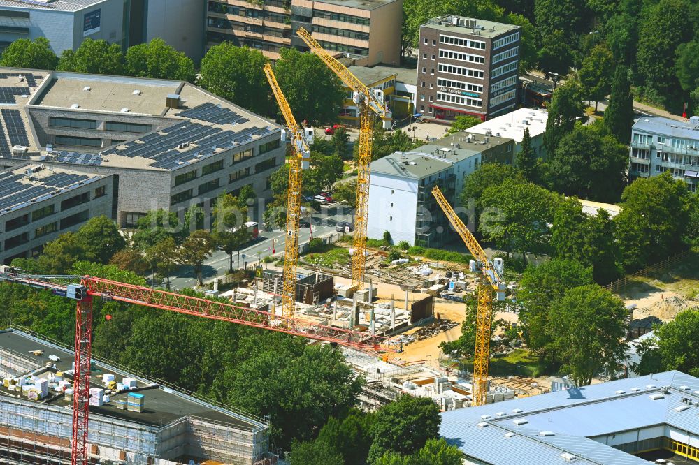 Hamburg von oben - Neubau des Gebäudekomplex der Berufsschule Berufs- und Hochschulcampus am Brekelbaums Park in Hamburg, Deutschland