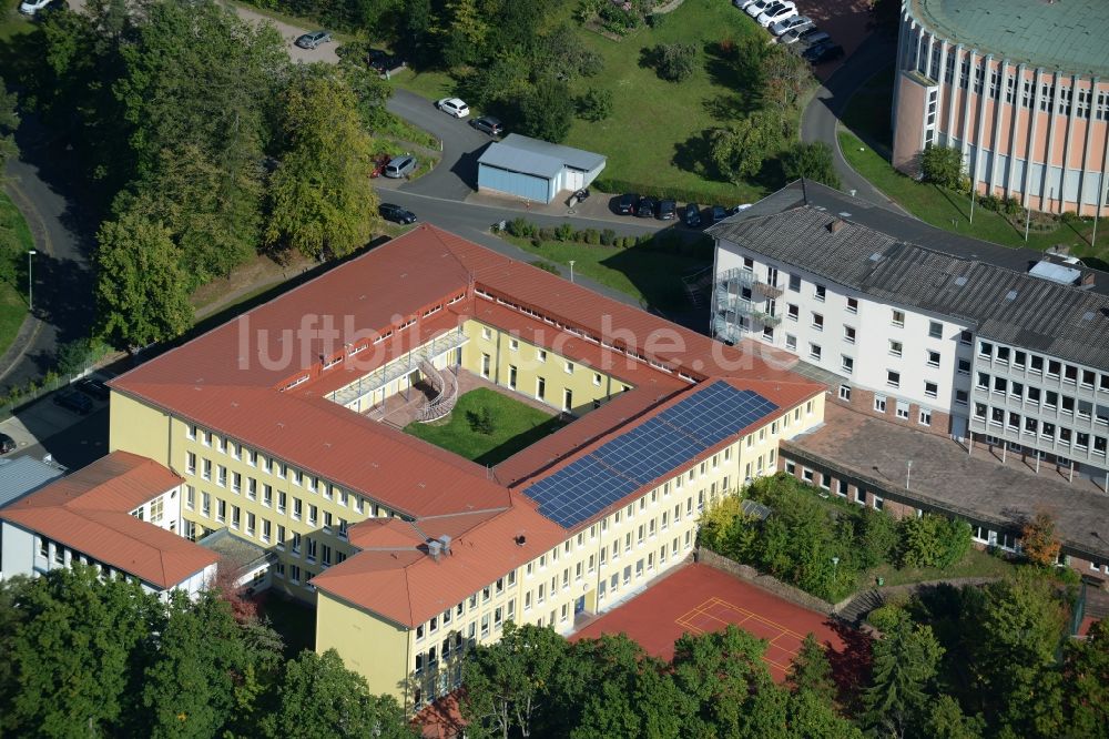 Gemünden von oben - Neubau Gebäudekomplex des Klosters in Gemünden im Bundesland Bayern