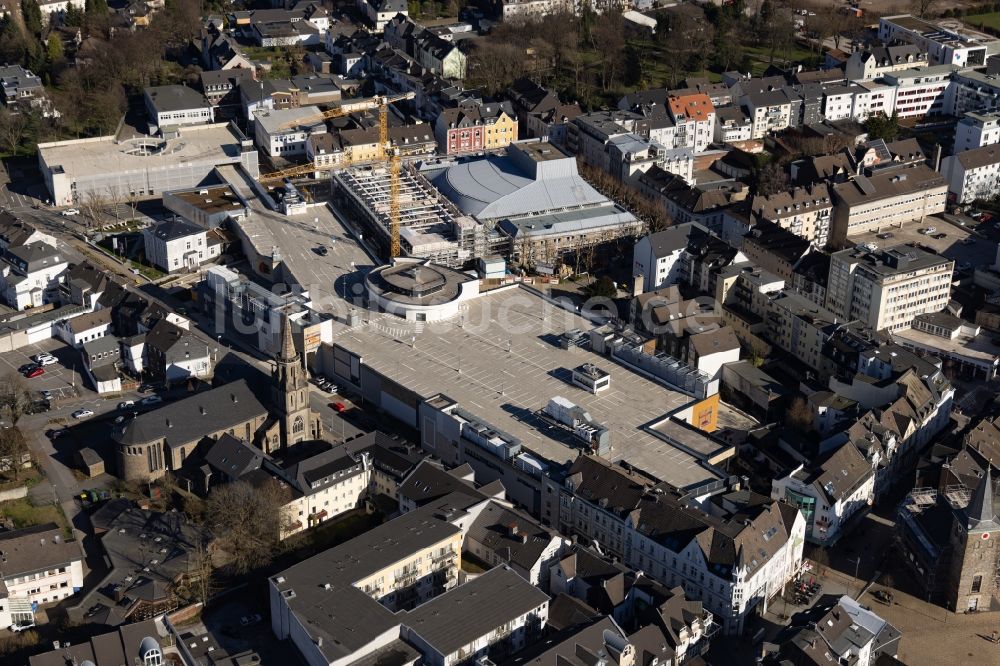 Luftaufnahme Velbert - Neubau des Gebäudekomplexes des Einkaufszentrum „ StadtGalerie “ in Velbert im Bundesland Nordrhein-Westfalen, Deutschland