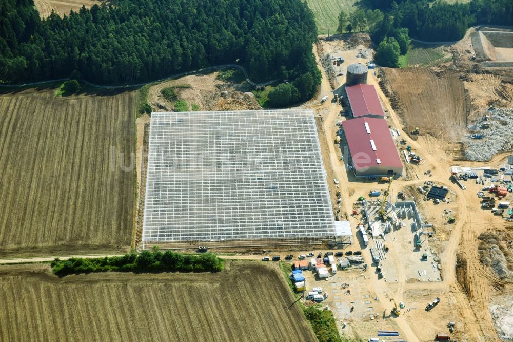 Feulersdorf aus der Vogelperspektive: Neubau von Gewächshaus- Reihen der Gemüsebau Scherzer & Boss Fruchtgemüse GmbH in Feulersdorf im Bundesland Bayern, Deutschland