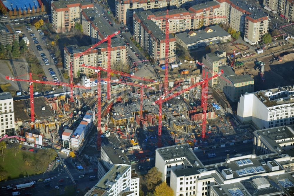 Luftaufnahme Berlin - Neubau eines Gewerbe- und Wohnkomplexes auf dem Wertheim Areal am Leipziger Platz in Berlin - Mitte