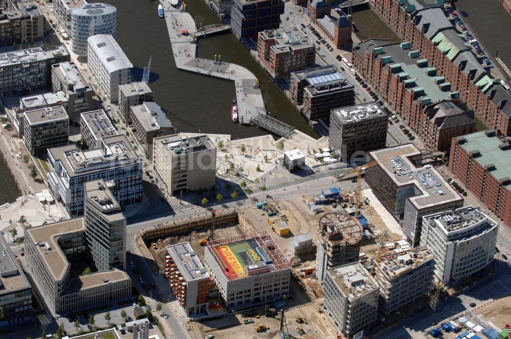 Hamburg von oben - Neubau HafenCity Schule Hamburg