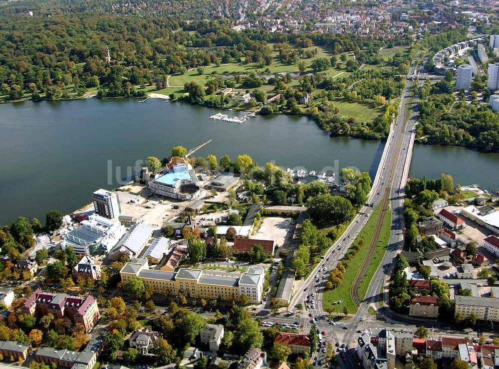 Potsdam von oben - Neubau des Hans-Otto-Theaters