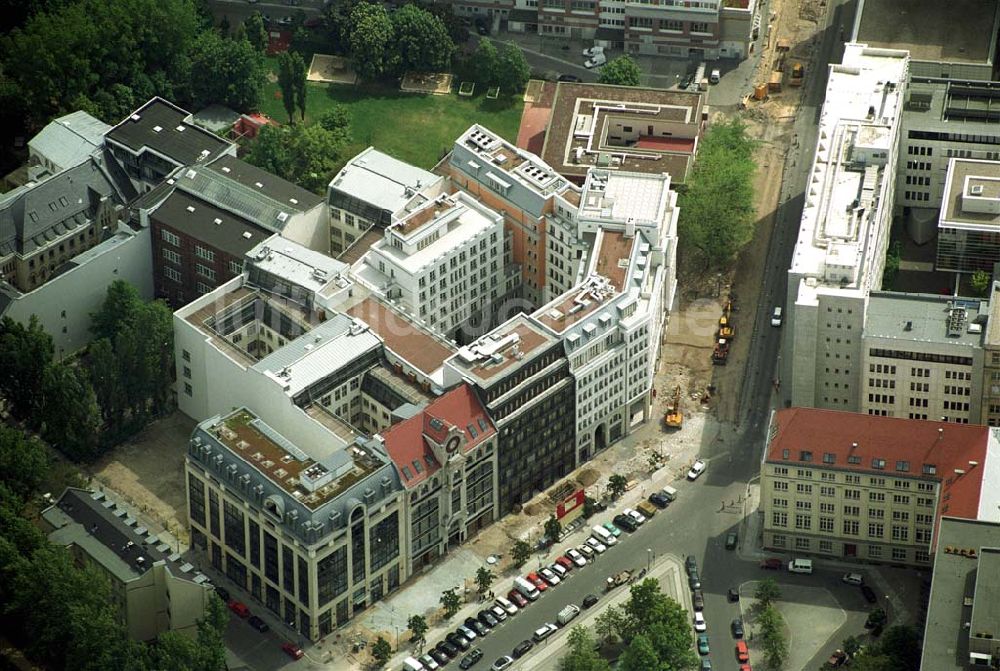 Luftbild Berlin - Neubau am Hausvoigteiplatz in Berlin-Mitte