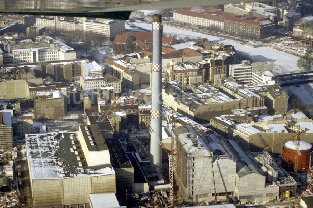 Luftaufnahme Berlin / Mitte - Neubau Heizkraftwerk Jannowitzbrücke in Berlin / Mitte