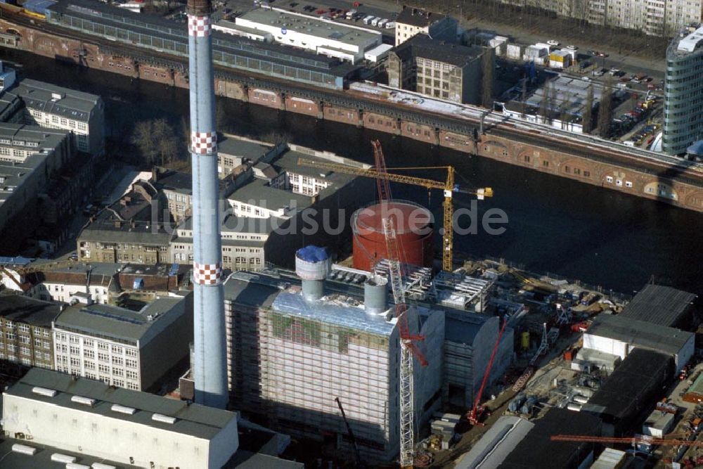 Berlin / Mitte aus der Vogelperspektive: Neubau Heizkraftwerk Jannowitzbrücke in Berlin / Mitte