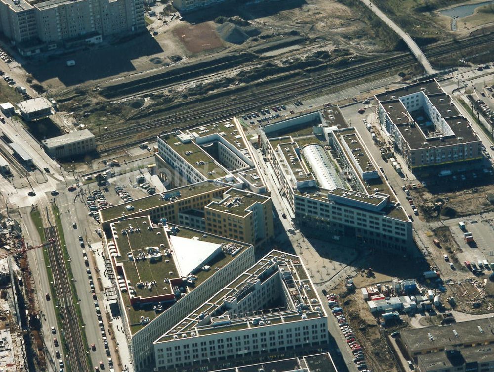 Berlin - Hellersdorf aus der Vogelperspektive: Neubau der Hellen Mitte der MEGA-AG in Berlin-Hellersdorf.