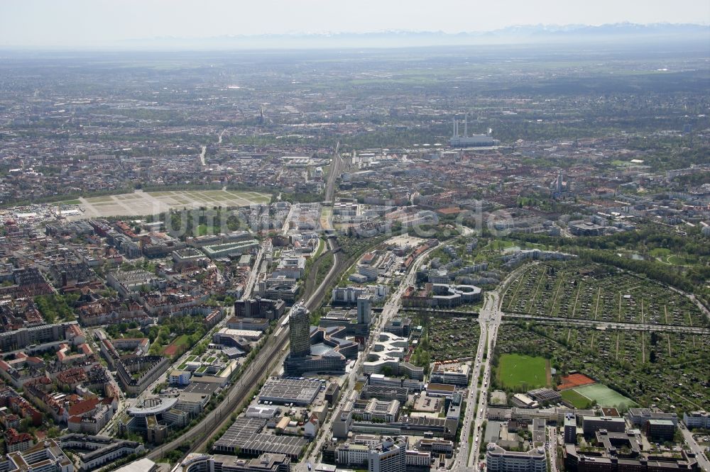 München aus der Vogelperspektive: Neubau- Hochhaus ADAC Zentrale in München