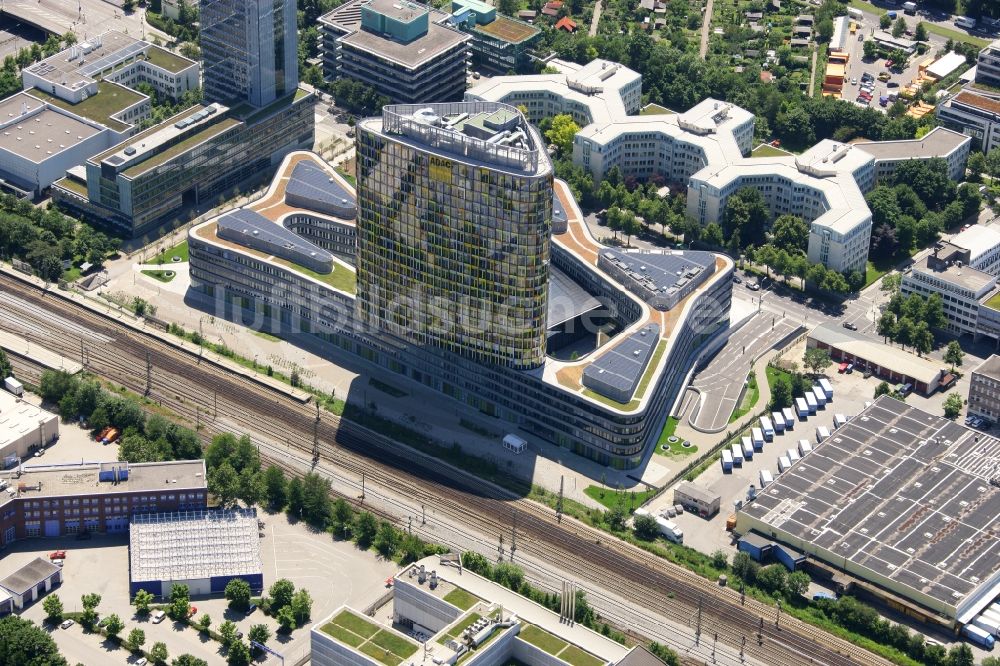 München aus der Vogelperspektive: Neubau- Hochhaus ADAC Zentrale in München im Bundesland Bayern