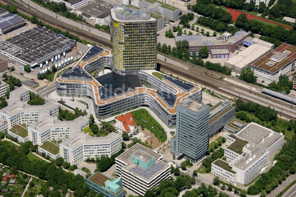 Luftaufnahme München - Neubau- Hochhaus ADAC Zentrale in München im Bundesland Bayern