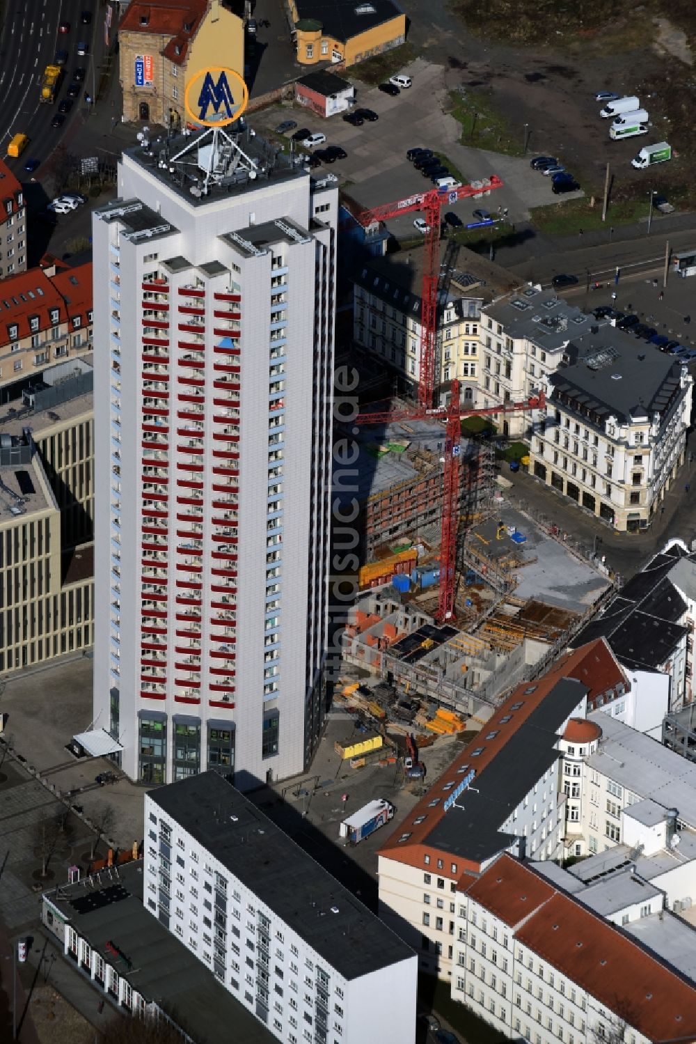 Luftbild Leipzig - Neubau des Hochhaus- Gebäudekomplexes der Leipziger Wohnungs- und Baugesellschaft (LWB) am Wintergartenhochhaus in Leipzig im Bundesland Sachsen