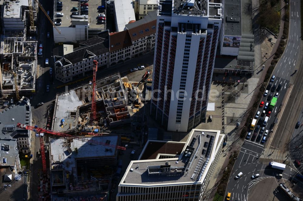 Luftbild Leipzig - Neubau des Hochhaus- Gebäudekomplexes der Leipziger Wohnungs- und Baugesellschaft (LWB) am Wintergartenhochhaus in Leipzig im Bundesland Sachsen