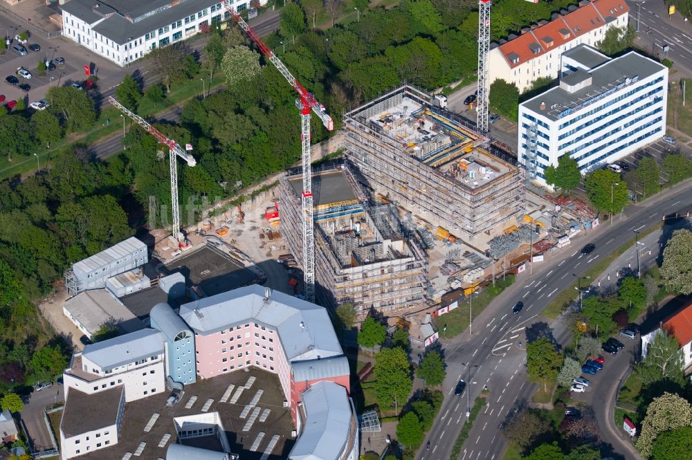 Luftbild Erfurt - Neubau des Hochhaus- Gebäudekomplexes Wir Quartier in Erfurt im Bundesland Thüringen, Deutschland