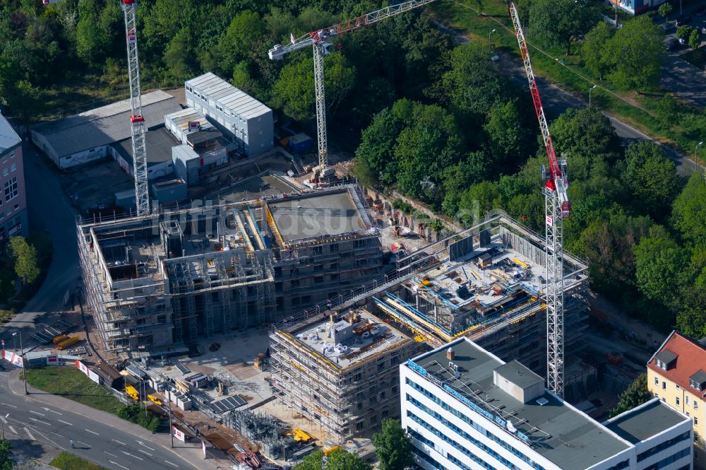 Luftbild Erfurt - Neubau des Hochhaus- Gebäudekomplexes Wir Quartier in Erfurt im Bundesland Thüringen, Deutschland