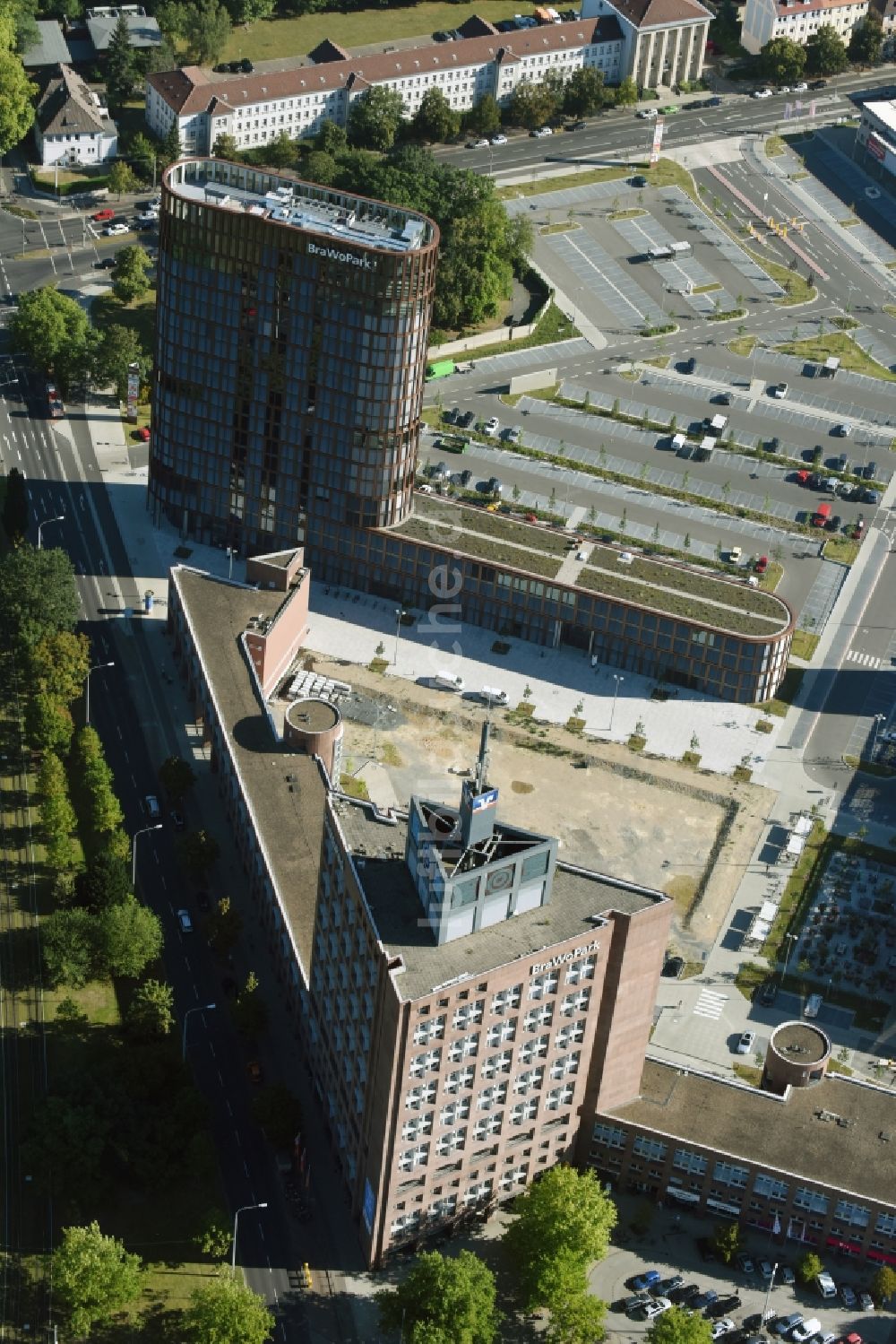 Luftbild Braunschweig - Neubau des Hochhauses am BRAWOPARK der Volksbank in Braunschweig im Bundesland Niedersachsen