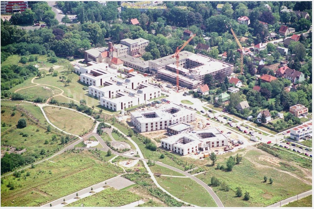 Luftbild Berlin - Neubau Krankenhaus Hedwigshöhe Zentrum für Hand- und Fußchirurgie in Bohnsdorf in Berlin, Deutschland