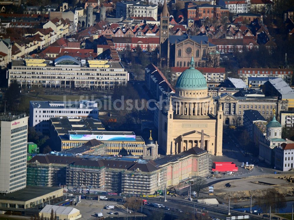 Potsdam aus der Vogelperspektive: Neubau des Landtages in Potsdam im Bundesland Brandenburg