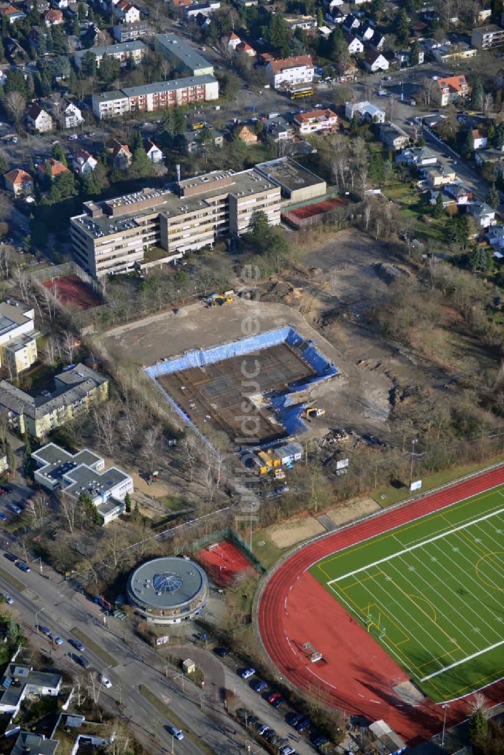 Berlin von oben - Neubau der Lise-Meitner-Schule im Ortsteil Gropiusstadt in Berlin