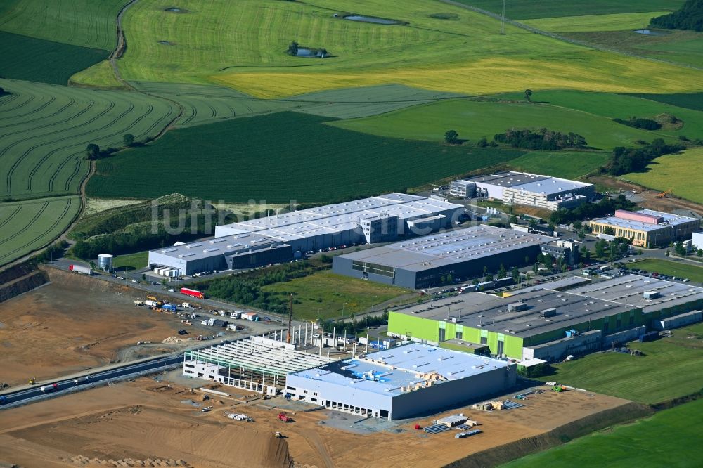 Luftaufnahme Hof - Neubau des Logistikzentrums Amazon Warenlager in Hof im Bundesland Bayern, Deutschland