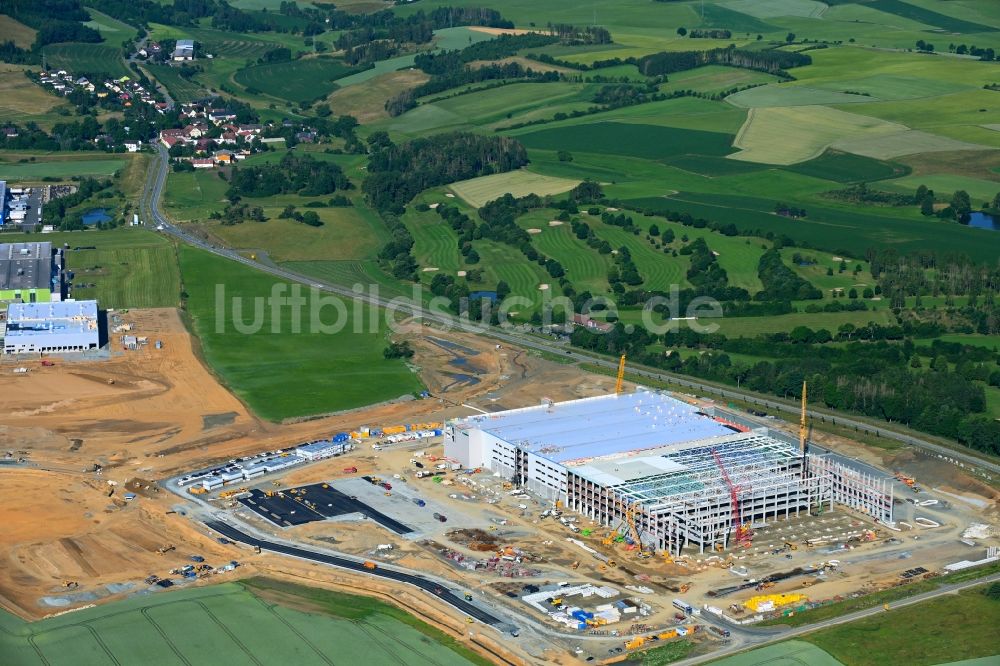 Luftaufnahme Hof - Neubau des Logistikzentrums Amazon Warenlager in Hof im Bundesland Bayern, Deutschland