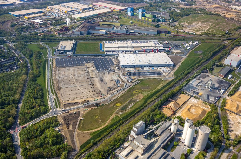 Dortmund von oben - Neubau des Logistikzentrums auf dem ehemaligen Hoeschgelände in Dortmund im Bundesland Nordrhein-Westfalen, Deutschland