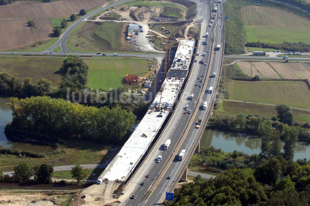 Luftbild Randersacker - Neubau der Mainbrücke der A3 bei Randersacker über den Main