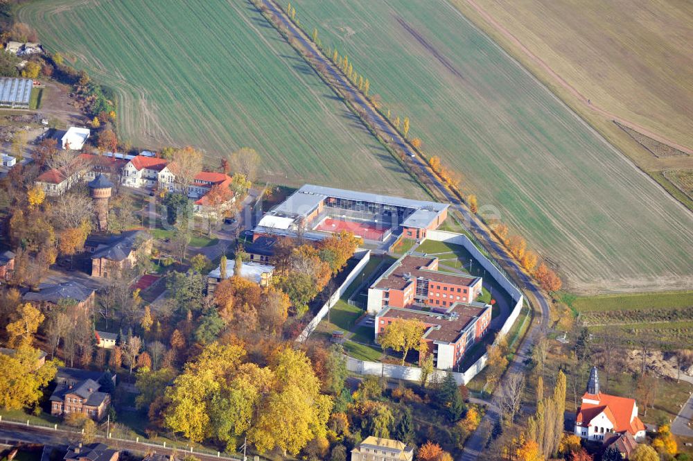 Leipzig - Schkeuditz OT Altscherbitz aus der Vogelperspektive: Neubau für den Maßregelvollzug mit der Abteilung für Forensische Psychiatrie in Altscherbitz