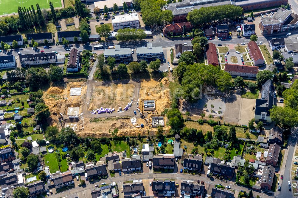 Bottrop aus der Vogelperspektive: Neubau einer Mehrfamilienhaus-Wohnanlage in Bottrop im Bundesland Nordrhein-Westfalen, Deutschland