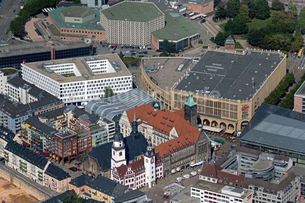 Chemnitz von oben - Neubau einer Mehrfamilienhaus-Wohnanlage in Chemnitz im Bundesland Sachsen, Deutschland