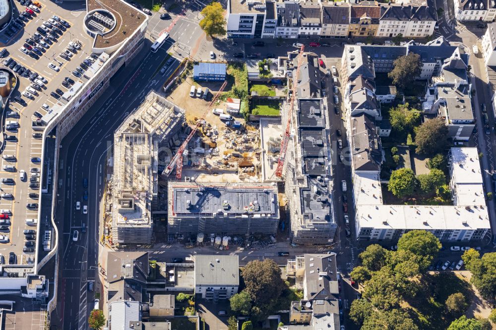 Mönchengladbach von oben - Neubau einer Mehrfamilienhaus-Wohnanlage Croonsquartier in Mönchengladbach im Bundesland Nordrhein-Westfalen, Deutschland