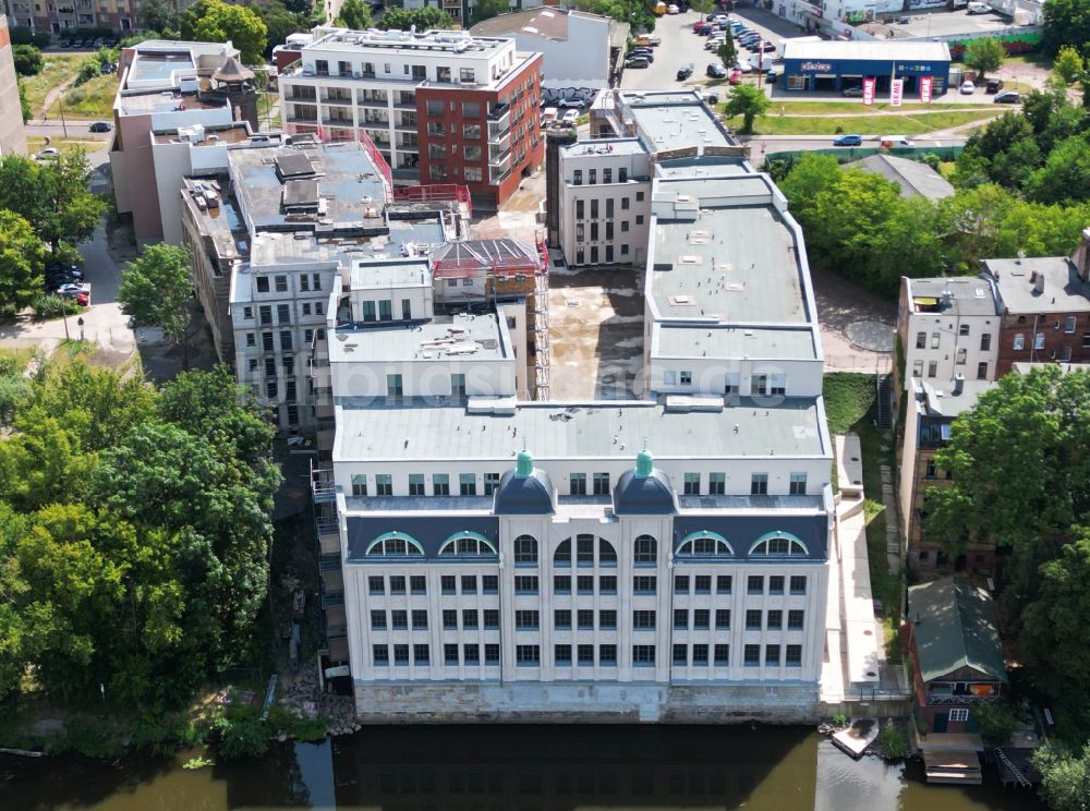 Luftaufnahme Halle (Saale) - Neubau einer Mehrfamilienhaus-Wohnanlage Freyberg Brauerei in Halle (Saale) im Bundesland Sachsen-Anhalt, Deutschland