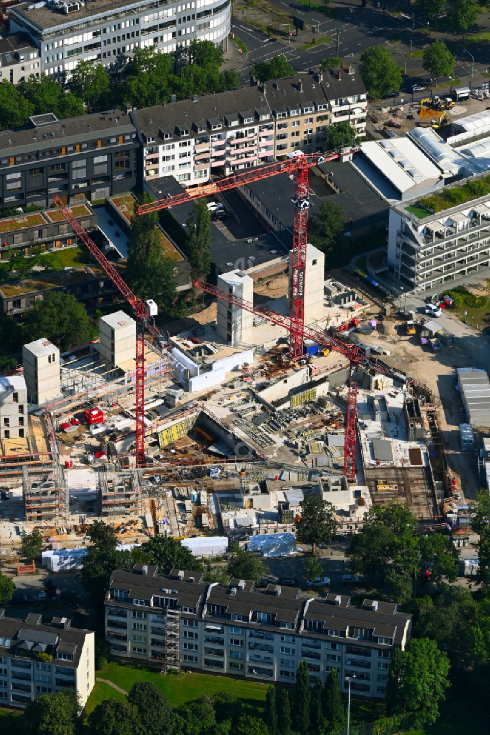 Luftaufnahme Düsseldorf - Neubau einer Mehrfamilienhaus-Wohnanlage Garten Quartier in Düsseldorf im Bundesland Nordrhein-Westfalen, Deutschland