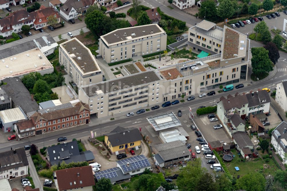 Lahr/Schwarzwald von oben - Neubau einer Mehrfamilienhaus-Wohnanlage Geroldsecker Quartier Lahr in Lahr/Schwarzwald im Bundesland Baden-Württemberg, Deutschland