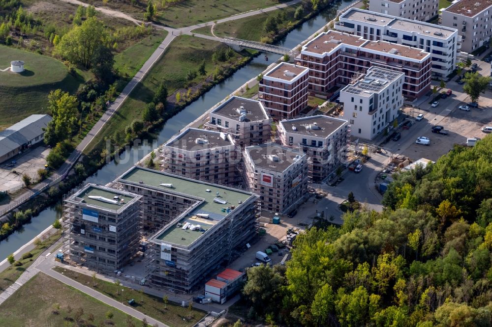 Luftbild Leipzig - Neubau einer Mehrfamilienhaus-Wohnanlage HAFEN EINS Leipzig und Lido Leipzig am Lindenauer Hafen an der Hafenstraße in Leipzig im Bundesland Sachsen, Deutschland