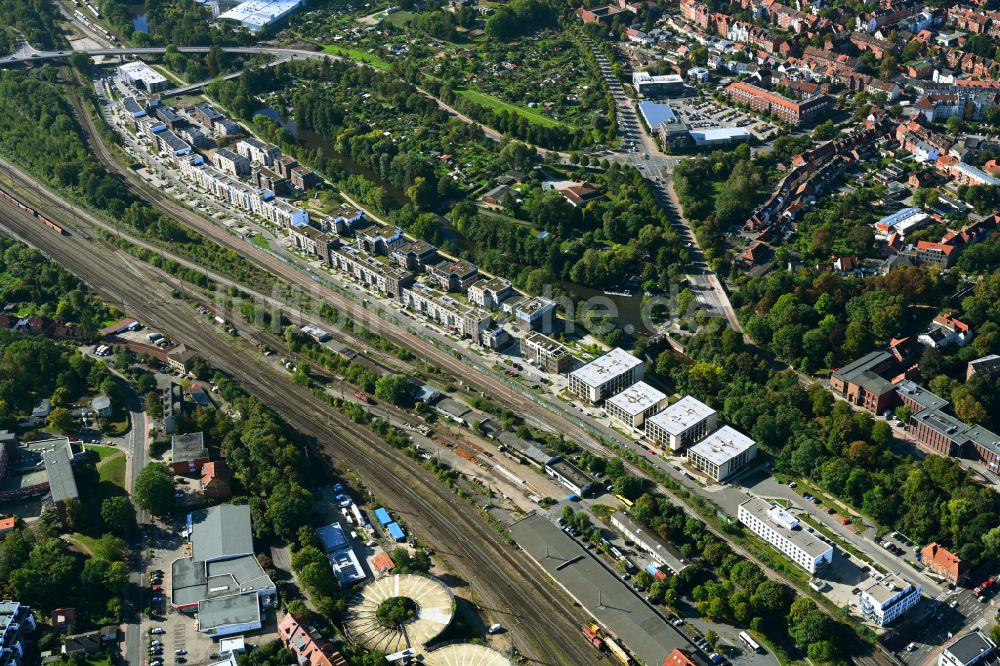 Luftaufnahme Lüneburg - Neubau einer Mehrfamilienhaus-Wohnanlage Ilmenaugarten in Lüneburg im Bundesland Niedersachsen, Deutschland