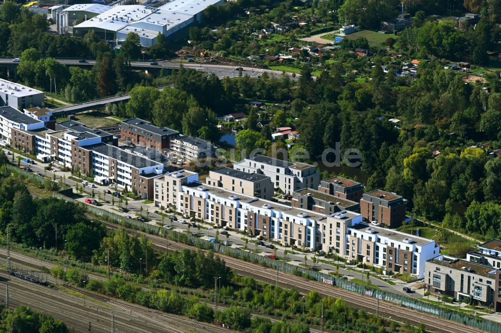 Lüneburg von oben - Neubau einer Mehrfamilienhaus-Wohnanlage Ilmenaugarten in Lüneburg im Bundesland Niedersachsen, Deutschland