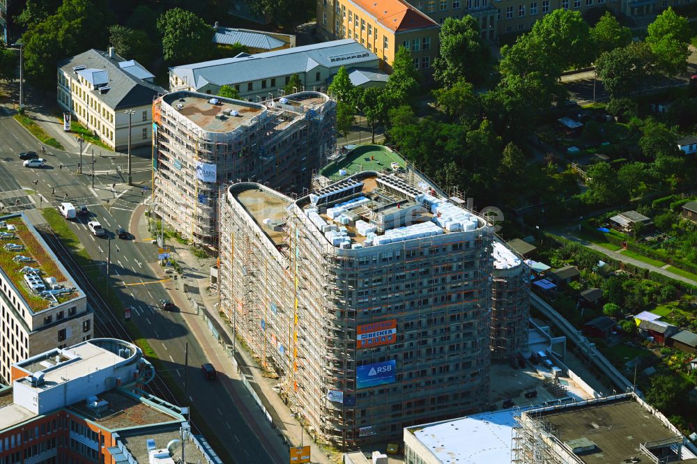 Luftbild Leipzig - Neubau einer Mehrfamilienhaus-Wohnanlage an der Prager Straße Ecke Johannisallee in Leipzig im Bundesland Sachsen, Deutschland