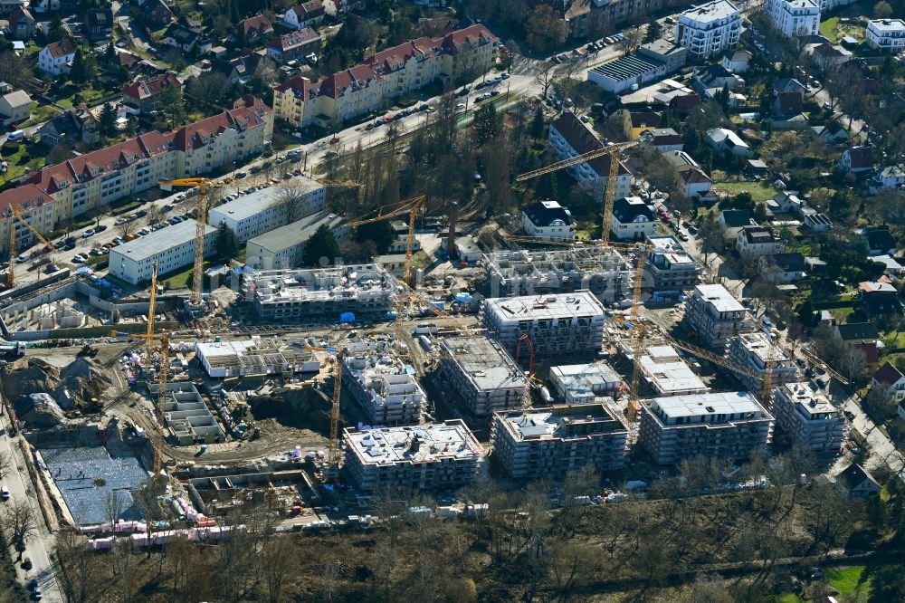 Luftbild Berlin - Neubau einer Mehrfamilienhaus-Wohnanlage Quartier Iduna in Berlin, Deutschland