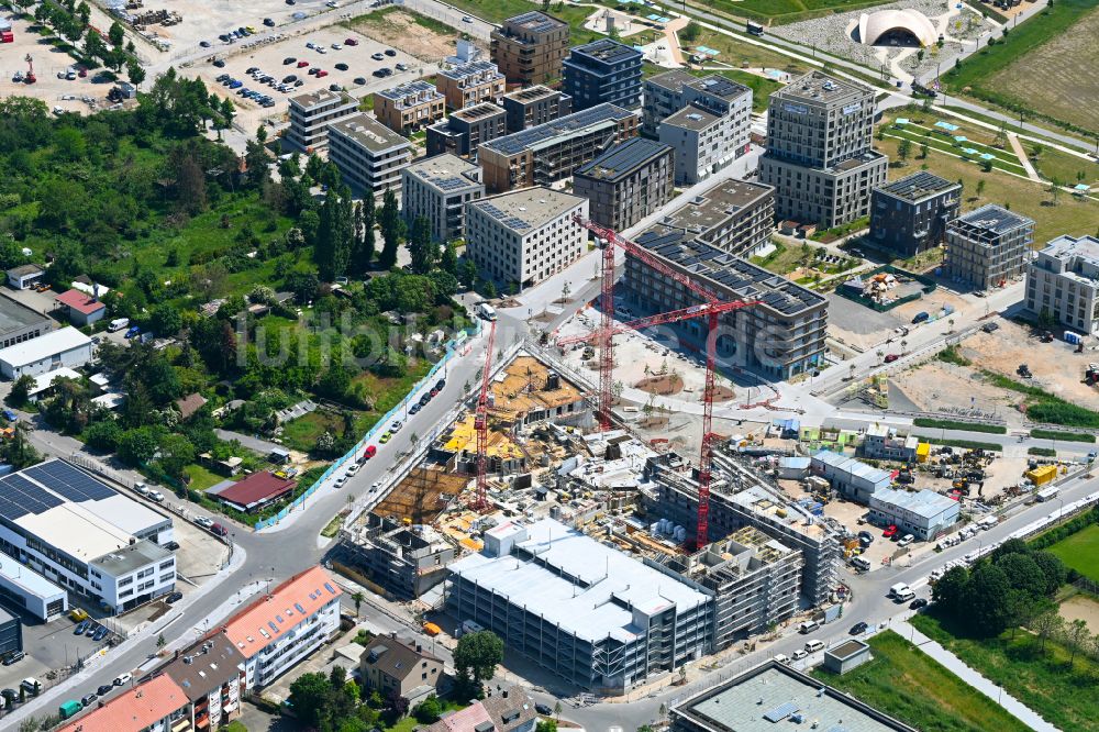 Mannheim von oben - Neubau einer Mehrfamilienhaus-Wohnanlage SPINELLI im Ortsteil Käfertal in Mannheim im Bundesland Baden-Württemberg, Deutschland