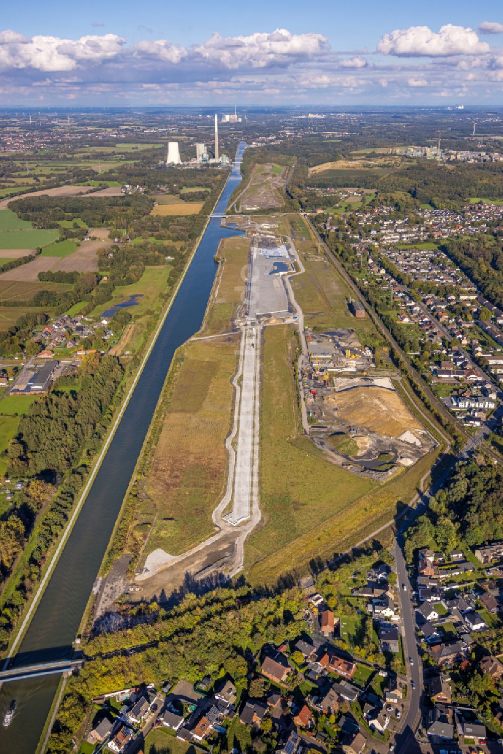 Luftaufnahme Bergkamen - Neubau einer Mehrfamilienhaus-Wohnanlage Wasserstadt Aden in Bergkamen im Bundesland Nordrhein-Westfalen, Deutschland