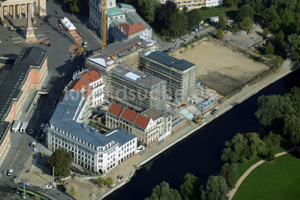 Luftbild Potsdam - Neubau des Museums- Gebäude- Ensemble Museum Barberini am Stadtschloss Ensemble in der Innenstadt in Potsdam im Bundesland Brandenburg, Deutschland