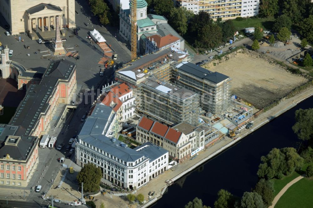 Luftaufnahme Potsdam - Neubau des Museums- Gebäude- Ensemble Museum Barberini am Stadtschloss Ensemble in der Innenstadt in Potsdam im Bundesland Brandenburg, Deutschland