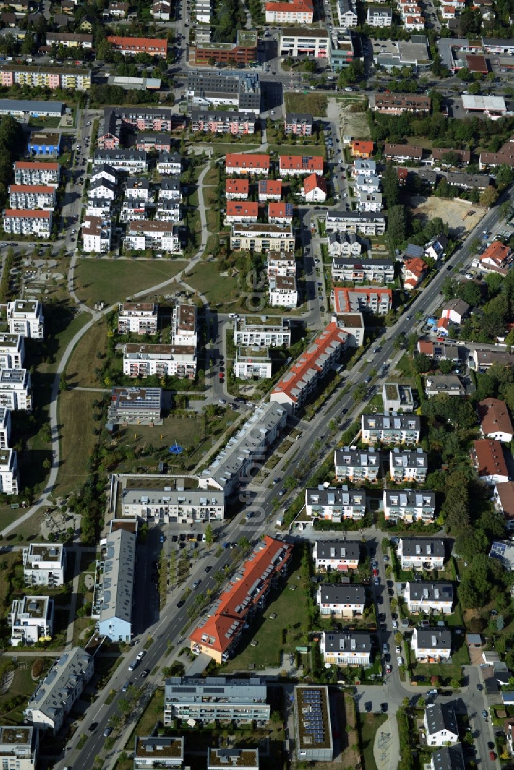 München, Trudering-Riem von oben - Neubau eines Nachbarschaftstreff und Selbsthilfeeinrichtung an der Bajuwarenstraße in München im Bundesland Bayern